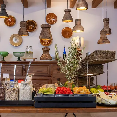 Albellons Hotel Binibona